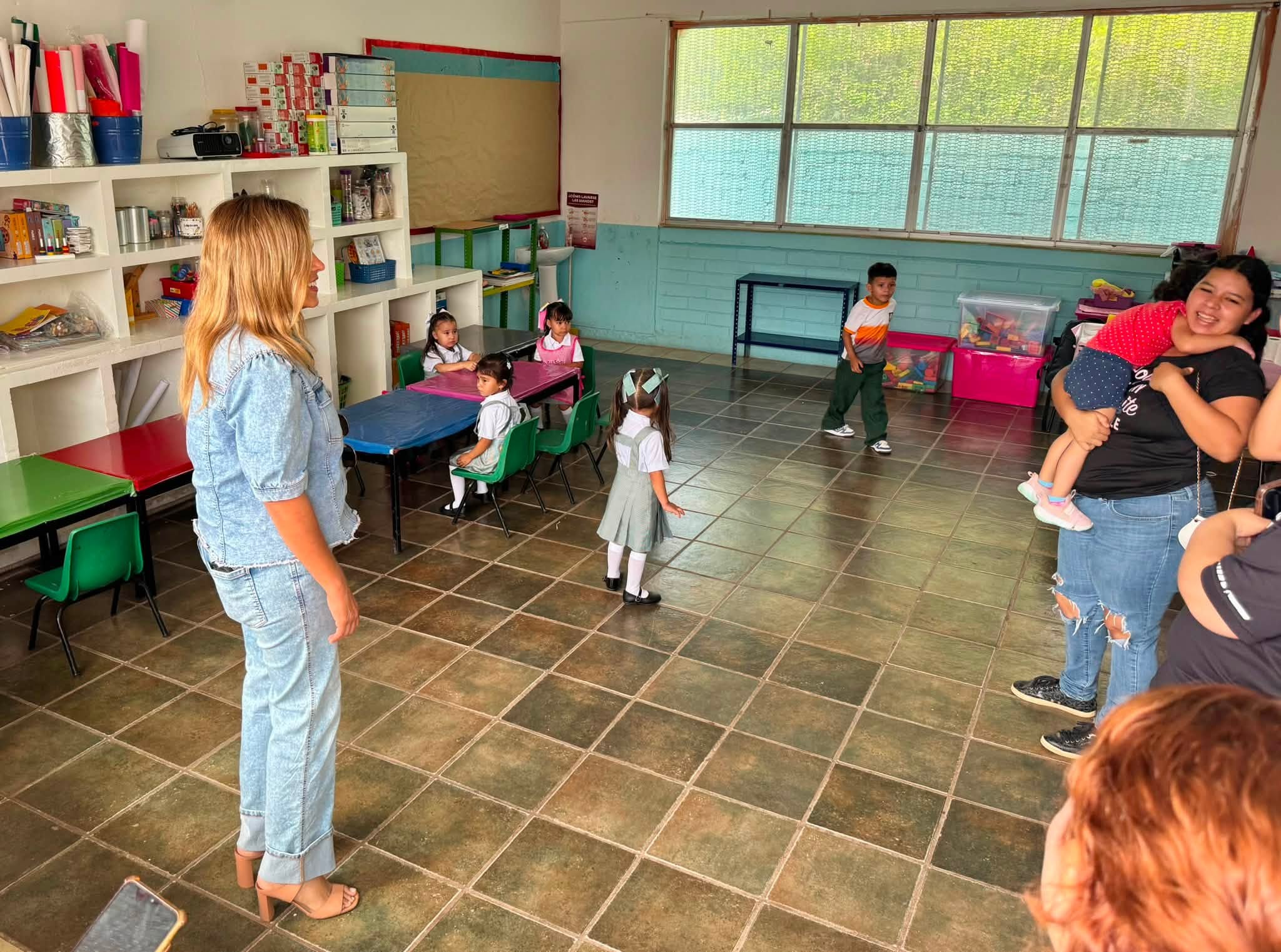 VISITA DE LA ALCALDESA A INSTITUCIONES EDUCATIVAS